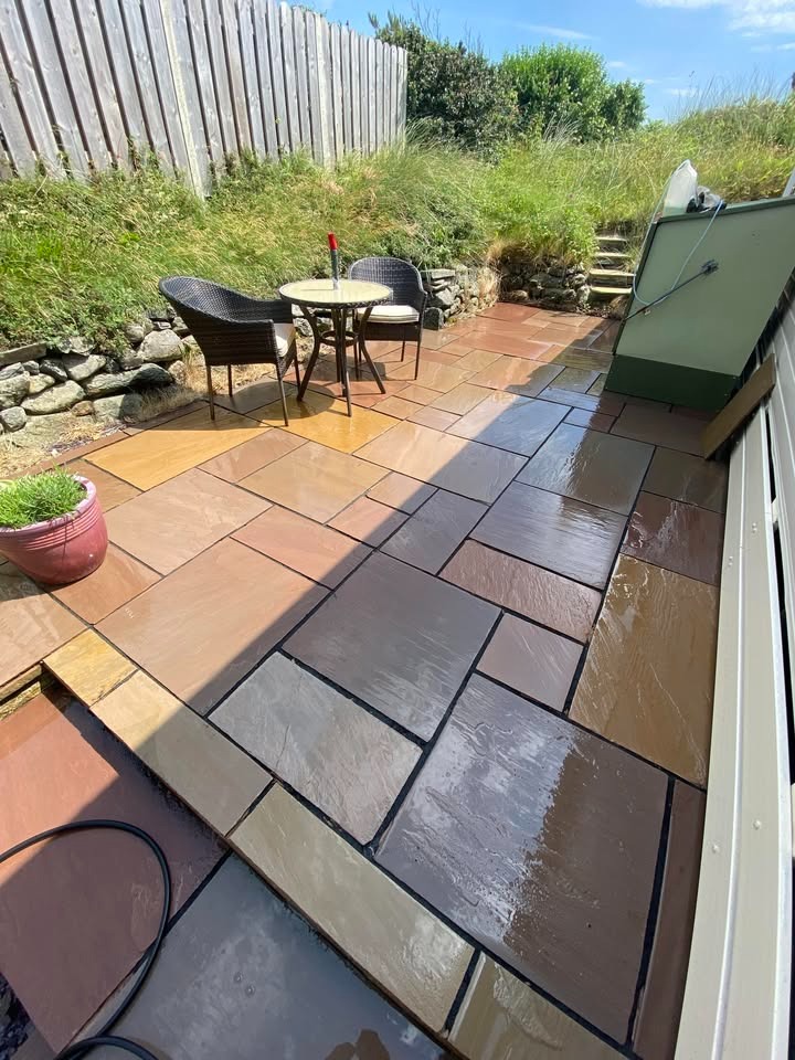 Professional power washing service in Porthmadog